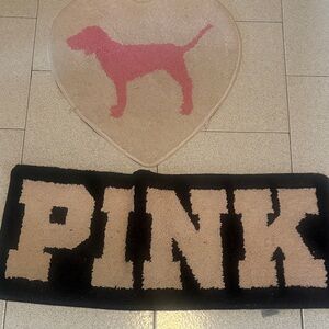 PINK Victoria's Secret Black and Pink bath mats